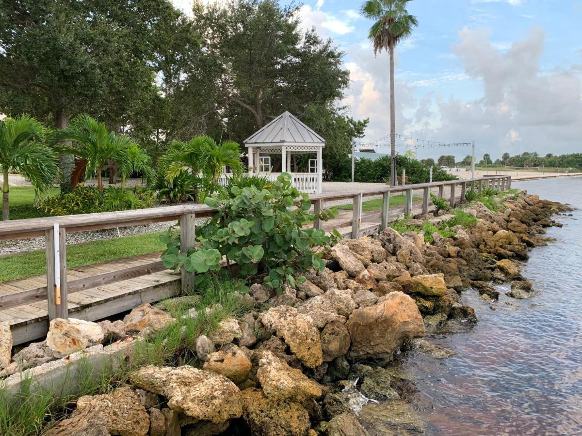 拉斯金Bayside Retreat公寓式酒店 外观 照片